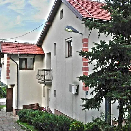 Holiday Al-hambra Nyaraló Ilidža